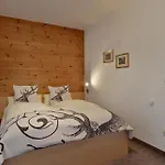 Appartementhaus Kostenzer Apartamento