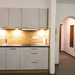 Apartamento Appartementhaus Kostenzer *