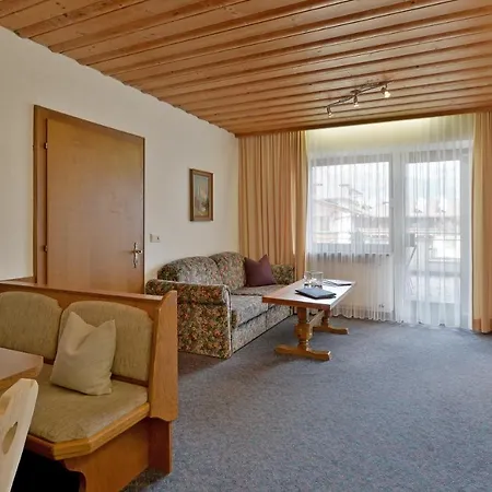 Appartementhaus Kostenzer Fuegen