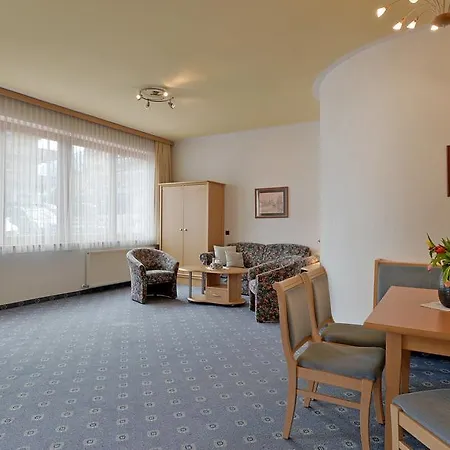 Appartementhaus Kostenzer Fügen