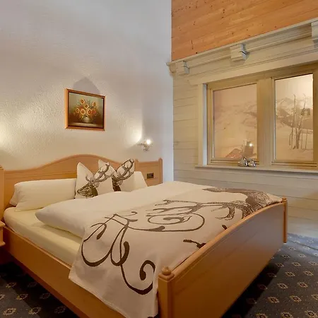 Appartementhaus Kostenzer Fuegen