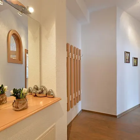 Apartamento Appartementhaus Kostenzer Fügen