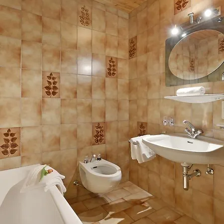 Apartamento Appartementhaus Kostenzer