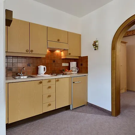 Apartamento Appartementhaus Kostenzer *